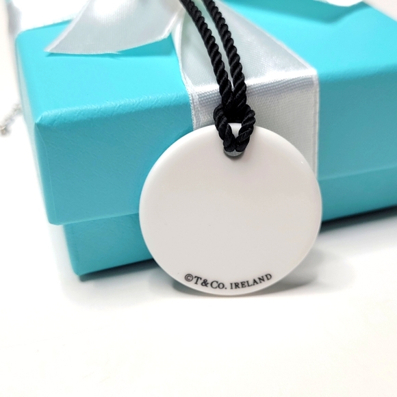 Tiffany & Co. Rare White Note Notes Round Circle Ireland Bone China 18" Necklace - Picture 7 of 12